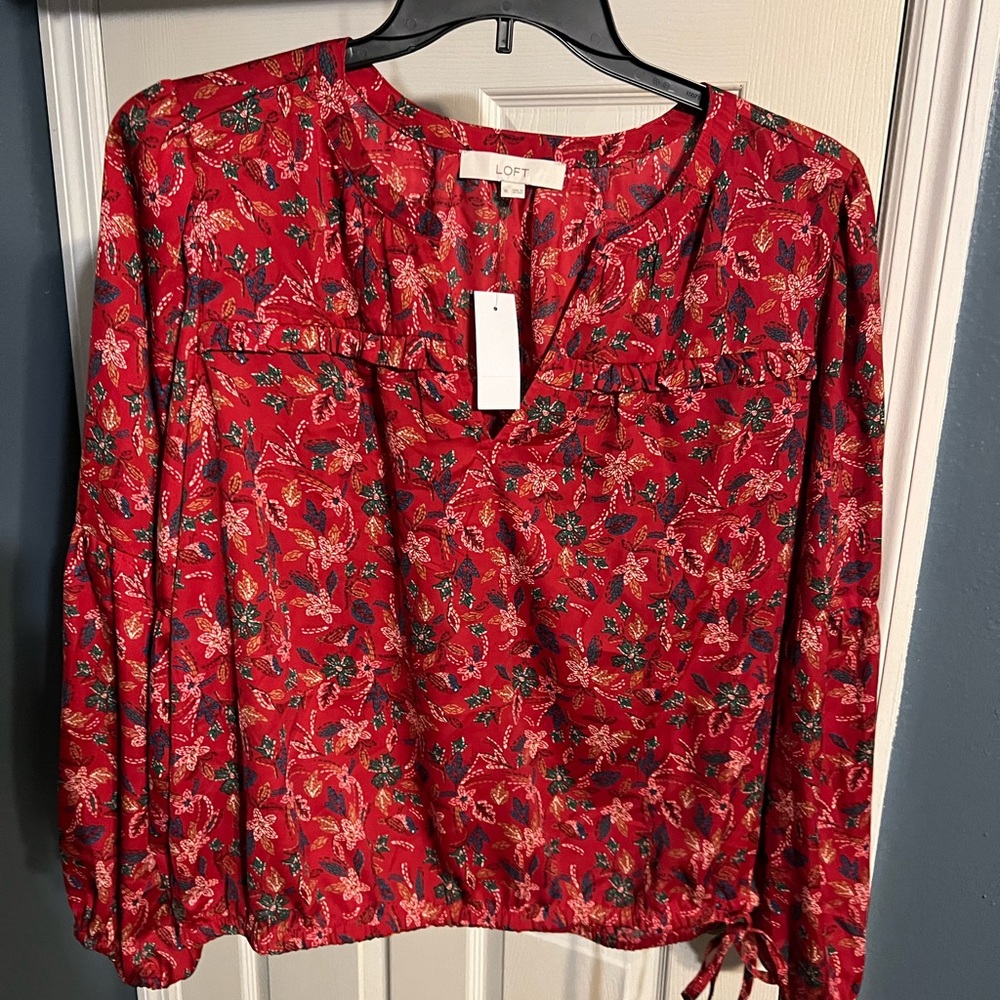 LOFT Red Floral Top-XL NWT